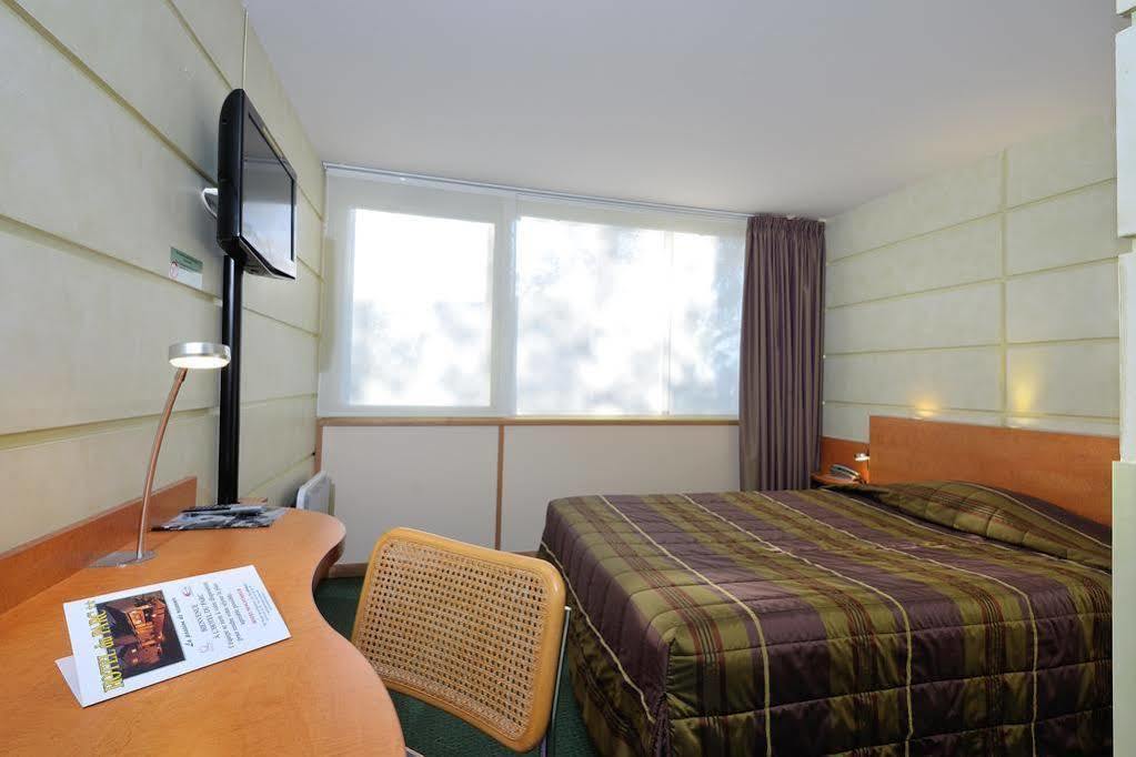 Hotel Du Parc Nantes Ouest 오르보 외부 사진